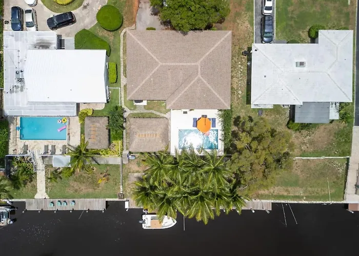 4-Min Walk To Beach Pool Tiki Canal Boat Dock