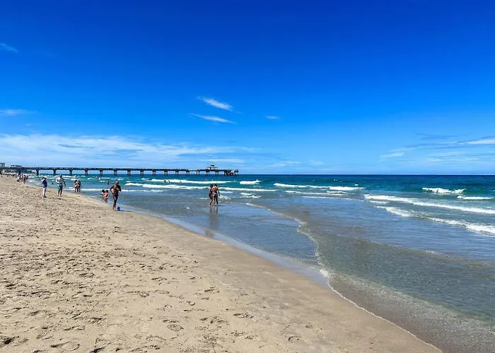 4-Min Walk To Beach Pool Tiki Canal Boat Dock