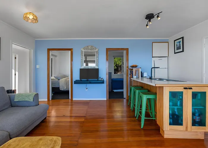Te Hu - Ahipara Beachfront Bach