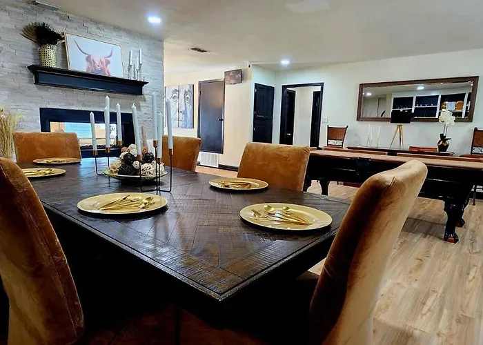Woodlake Getaway Vacation Rental