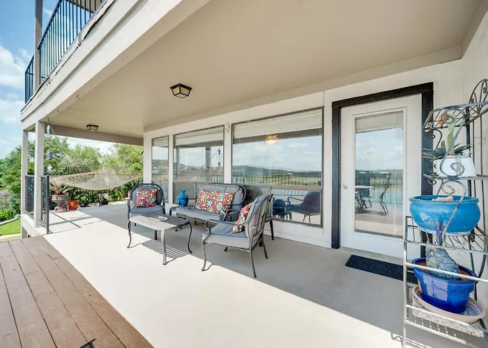 The South Shore Of Lake Travis: Spicewood Condo