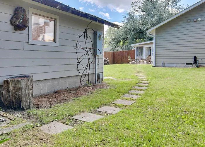 Downtown Brevard Home: Walk To Bars & Breweries!