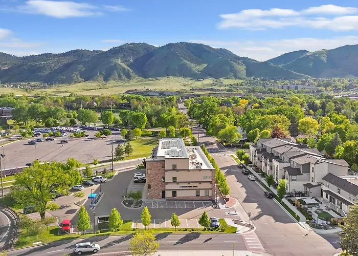 5 Mi To Red Rocks! Updated Home Near Hiking Trails