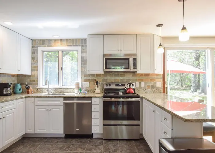 Charming Updated Home In Chatham