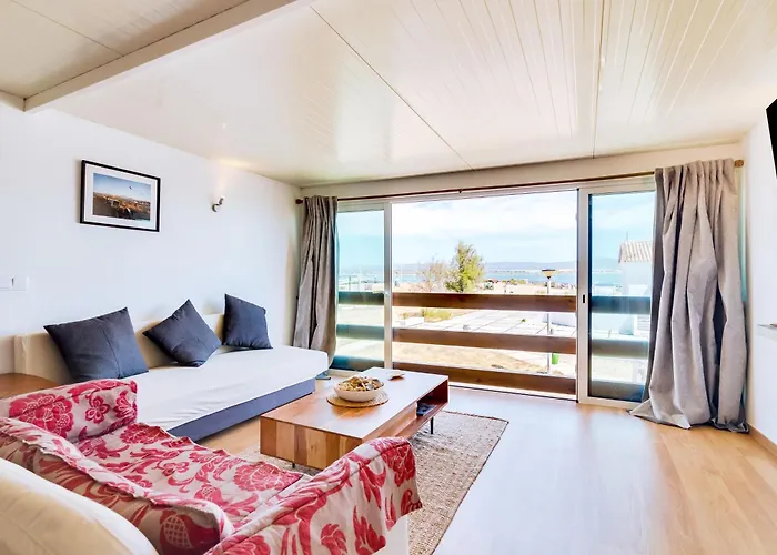 Casa Ramiro I - Paraíso entre o Mar e a Ria