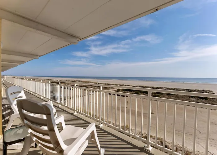 Beachside Breeze 1Br Condo With Pool & Great View!