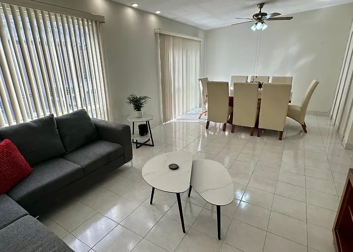 Casa Completa, Hosp Angeles, Tec Mty Y Facturamos