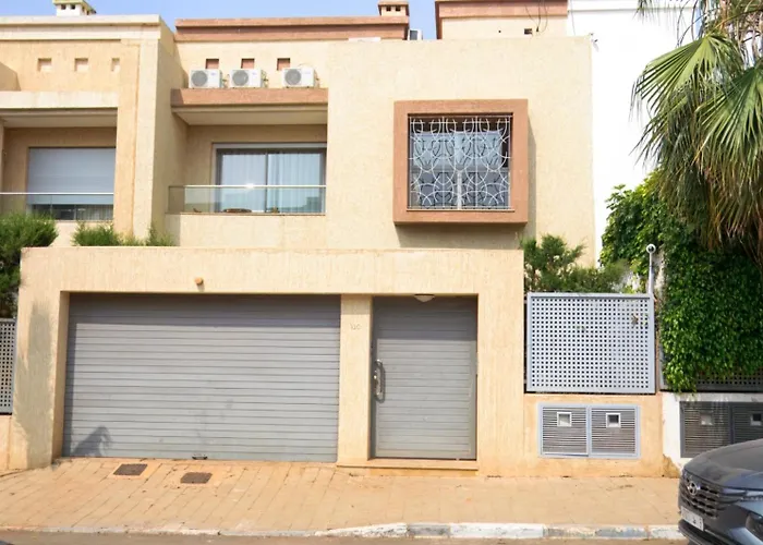 Villa 130 Spacieuse 4 Chambres Dar Bouazza Proche Plage