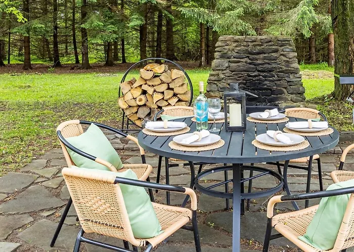 Watkins Glen Luxury Escape On Seneca Wine Trail
