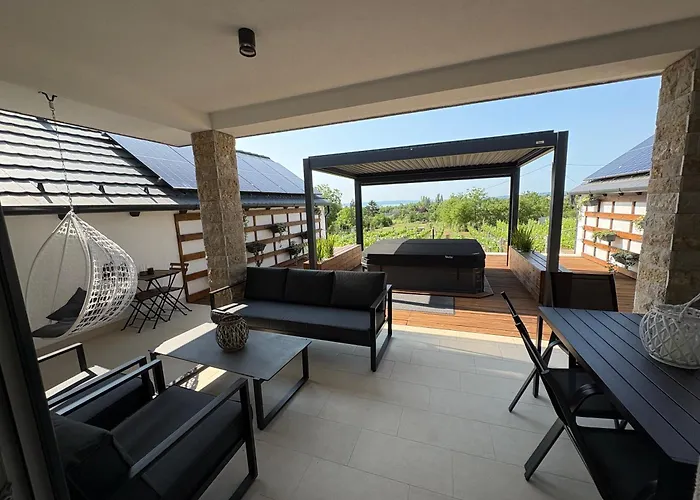 Barrique Farmhouse