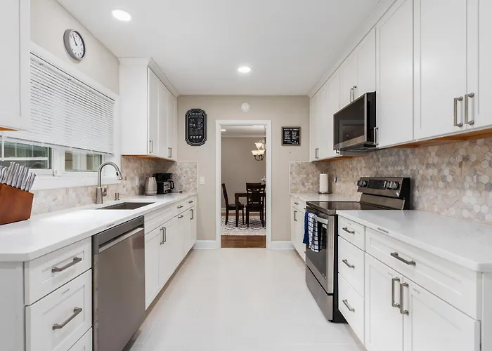 Charming 4-Bedroom Retreat House