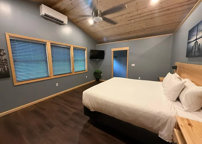 Baja Motel