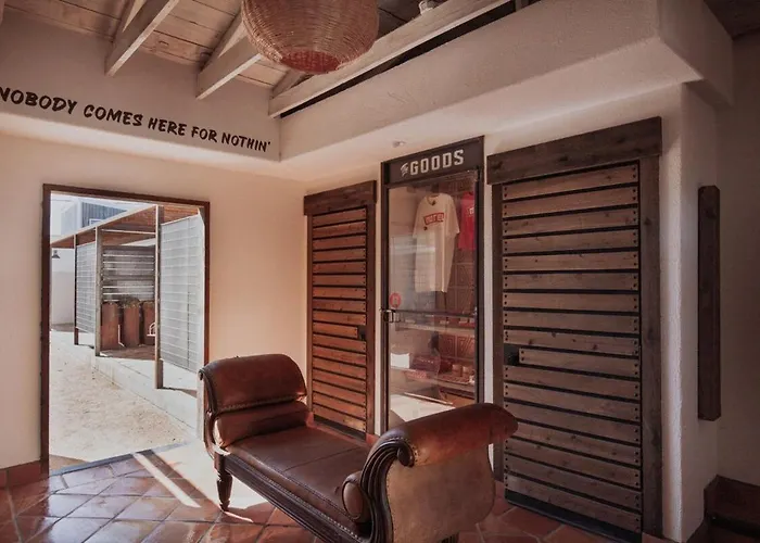 Retreat Suite At Iconic Property
