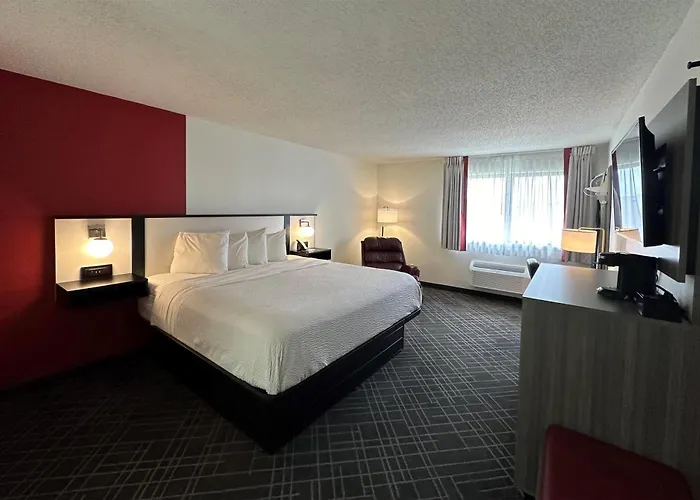 Ramada By Wyndham Waupaca