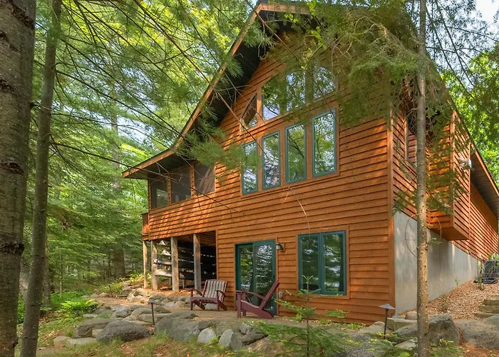 The Cedar Lakehouse In Lake Tomahawk Wi