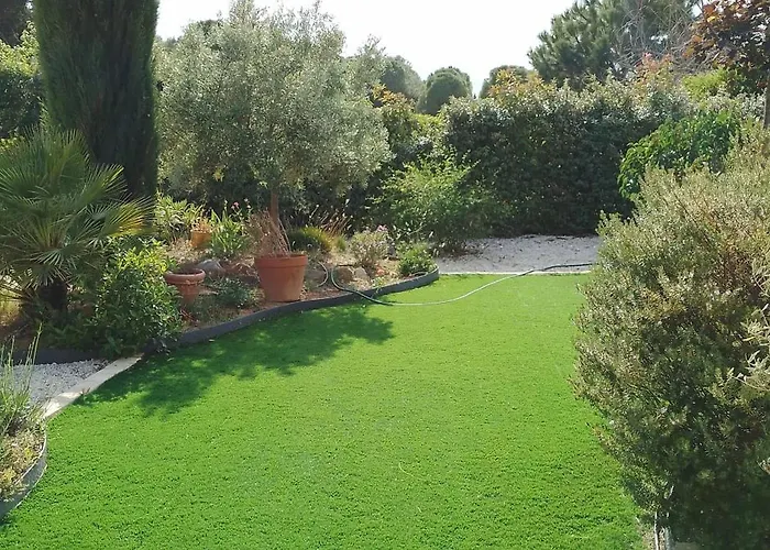 Maison Dans Le Sud Au Calme Avec Exterieur