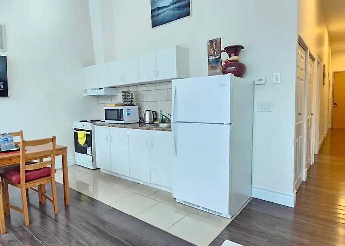 Perfect Location! Quiet-Spacious-2 Bed-2 Bath