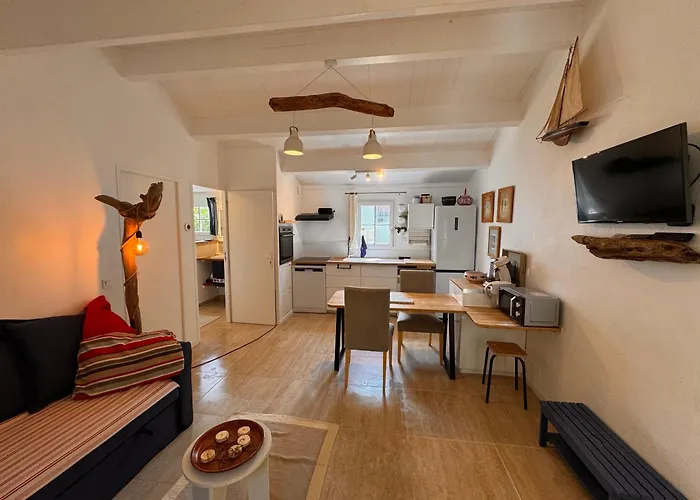 Coup De Coeur ! Maisonnette Neuve A 300 M Du Port Et De La Plage