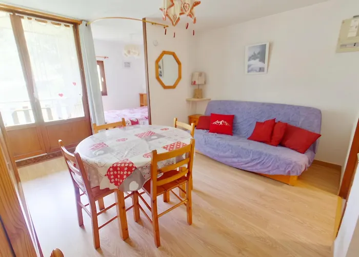 Studio Lumineux Avec Loggia Proche Village Des Rousses