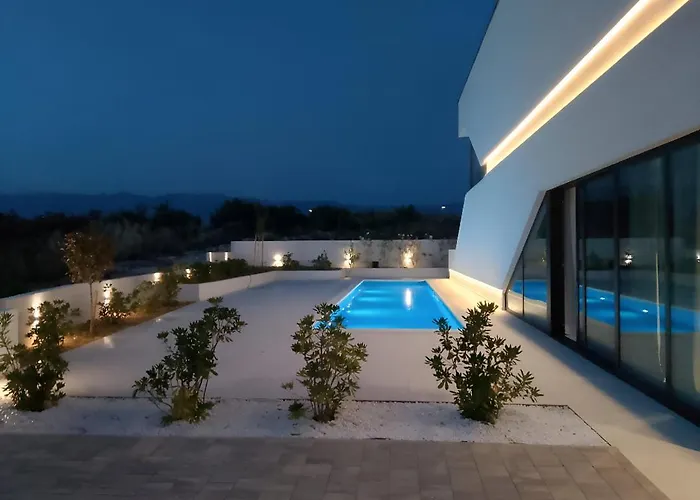 Villa Lunga Novalja