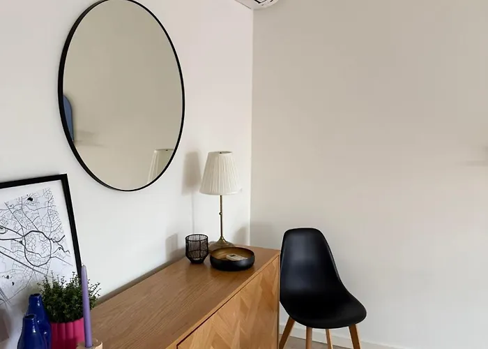 Casa Conge - Colorful Stay & Free Wine Bottle