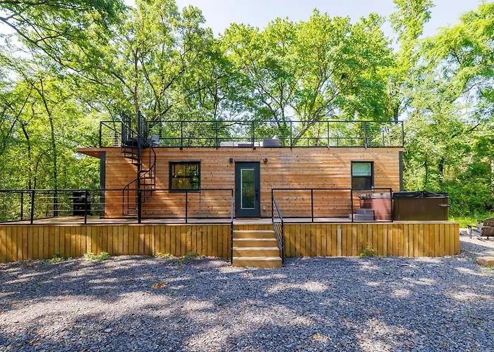 Black Deer Crossing Microcabin