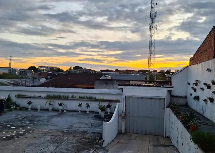 Quarto triplo com banheiro em Pousada e Restaurante