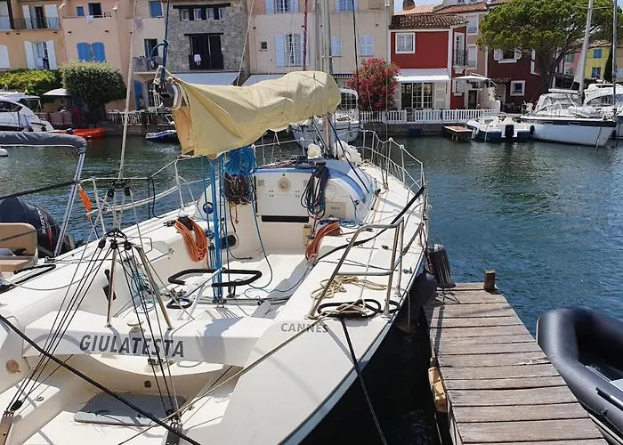 Picturesque Maison de pêcheur with view, 4 bedrooms