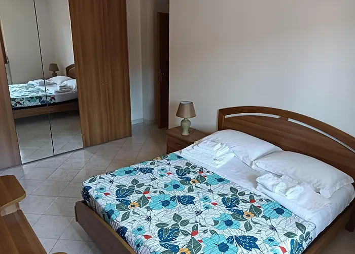 Vincenzo Sea House