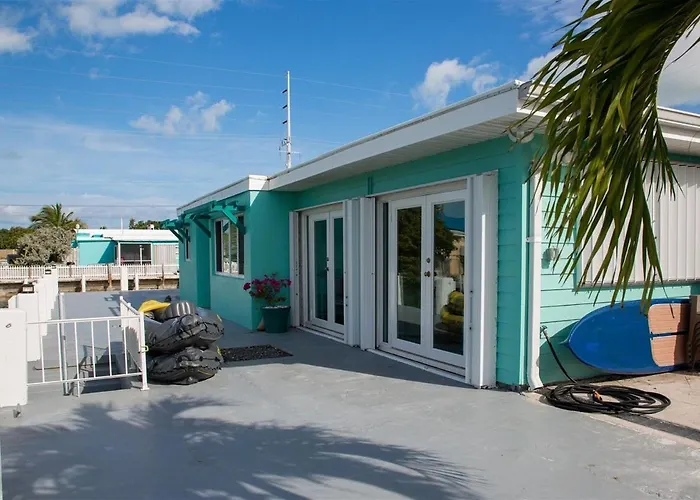 Reel Deal - Waterfront Pool Home, 76' Dock
