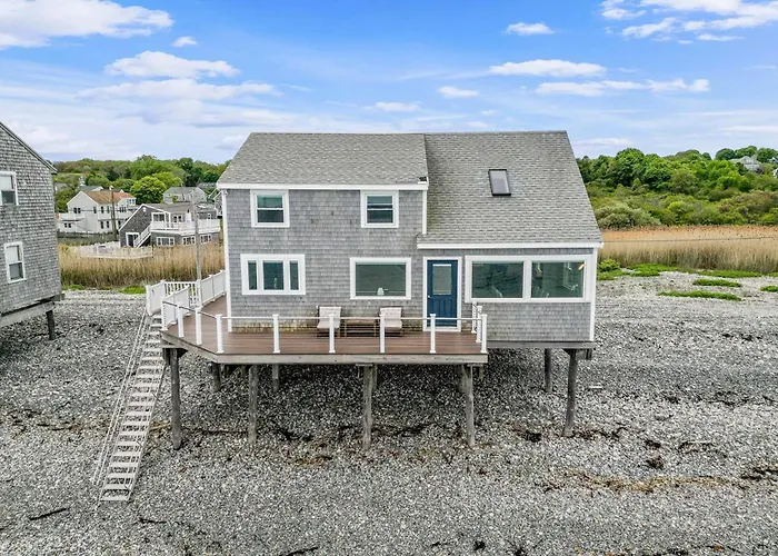 Stunning And Stilted - Scituate