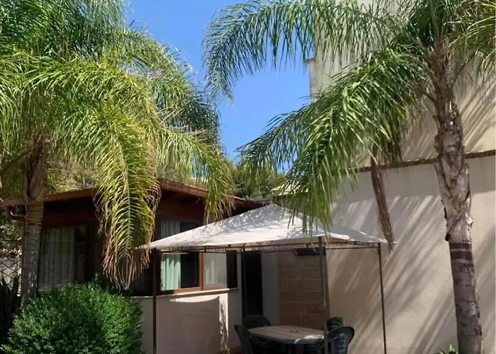 Lulu House