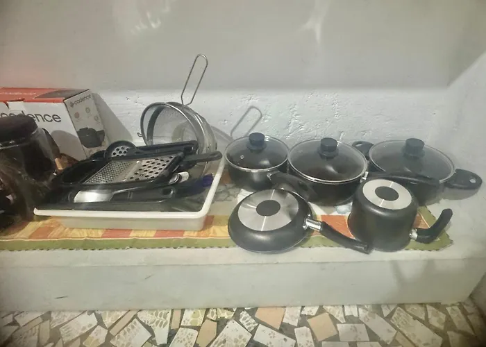 Localização Estratégica - Bairro Nazare- Quarto Privativo - Central de Ar-WiFi-Térreo