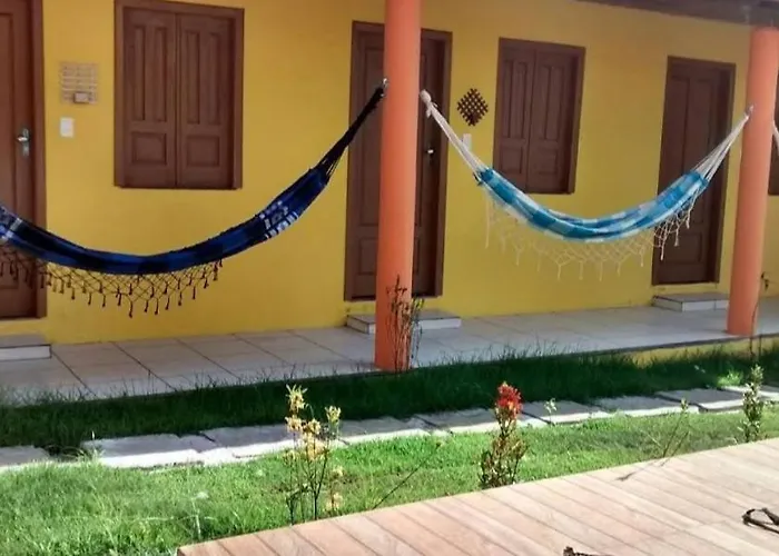 Casas e Suítes - Neide