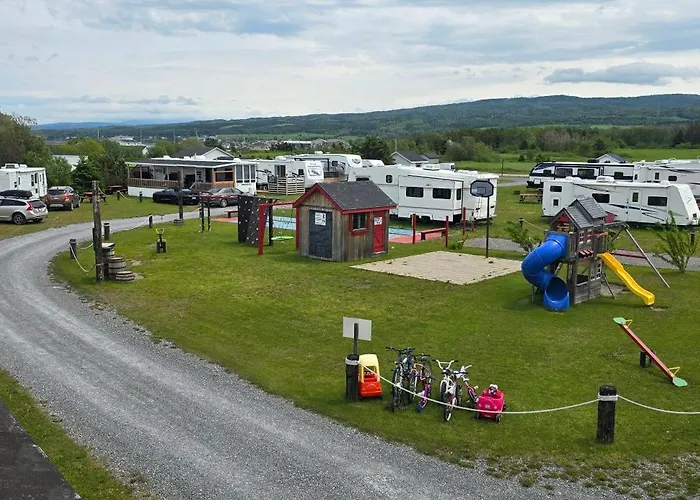 Le Pirate Motel Et Camping
