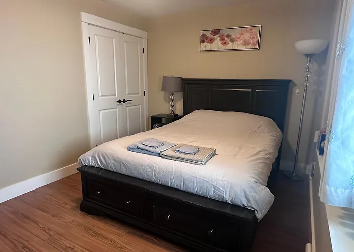 Separate Entry Sweet Home In Langford