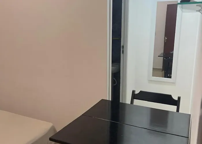Suite 5, Casa Amarela, Primeiro Andar