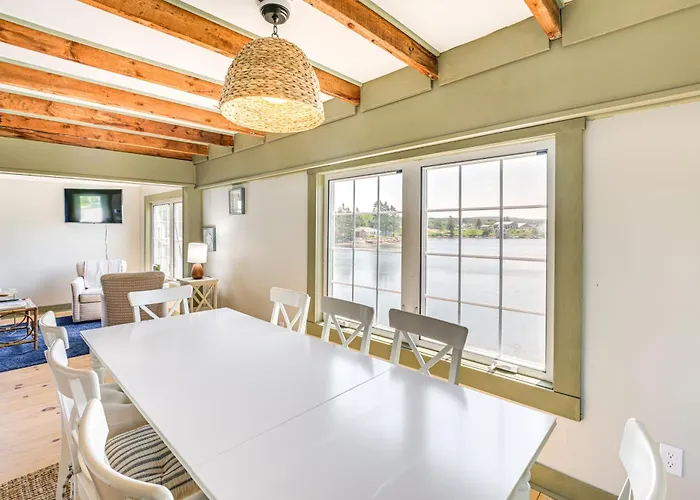 Historic Winter Harbor Cottage W/ Waterfront Views