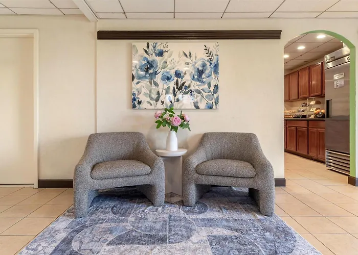 Surestay Hotel By Best Western East Brunswick