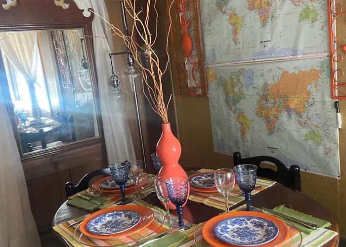 Elegantly English Catskills