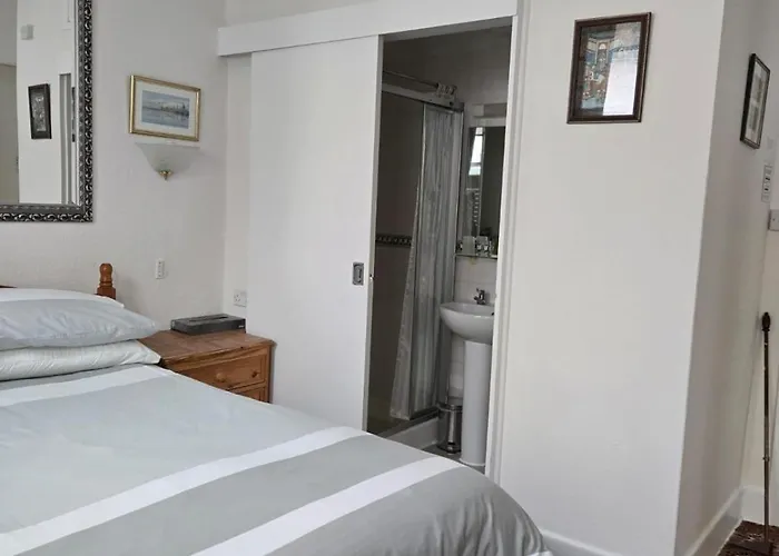 Shoreline Holiday Accommodation