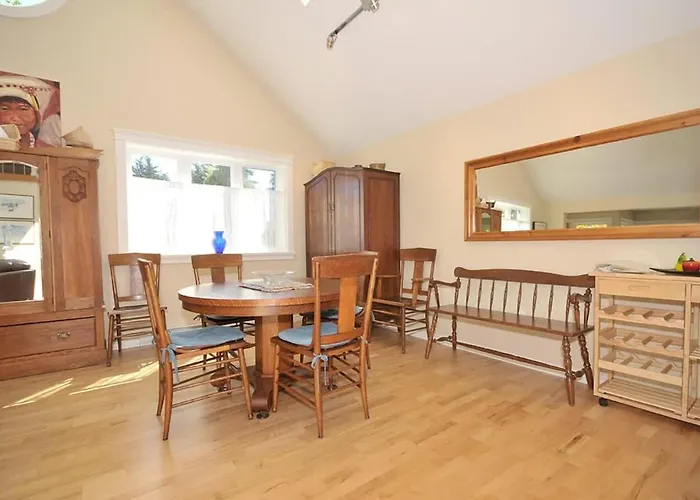 Heron View Cottage By Emr Vacation Rentals