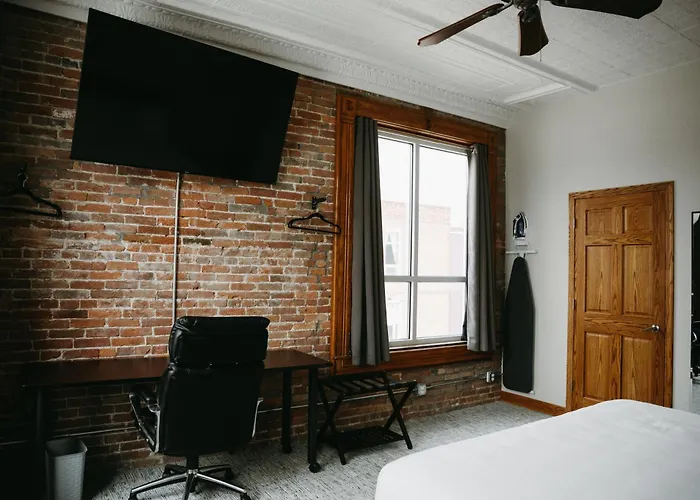Bricktown Inn
