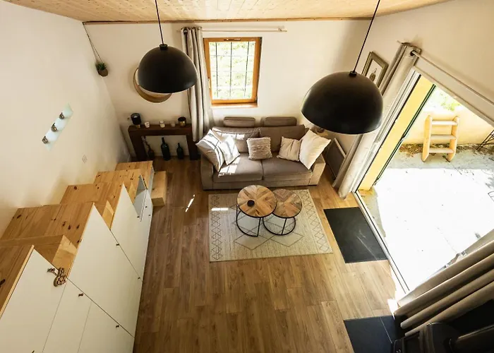 Maison Sur Terrain Nature 2200M2