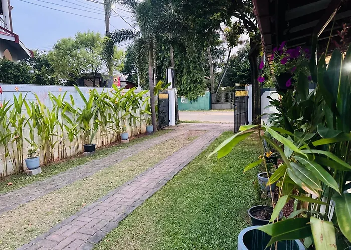 Negombo Signature Villa