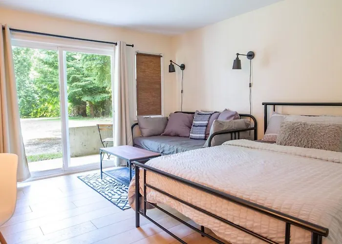 Studio W Balcony With Smart Tv And 2 Min Walk To Lake