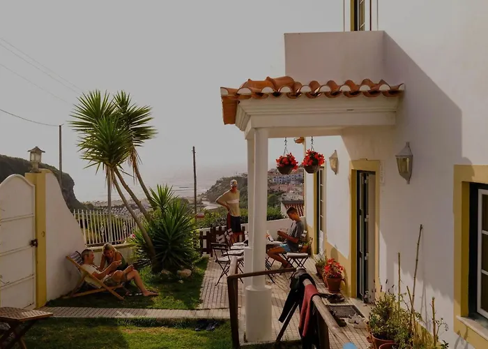 Surf Lodge - Villa dos Irmãos
