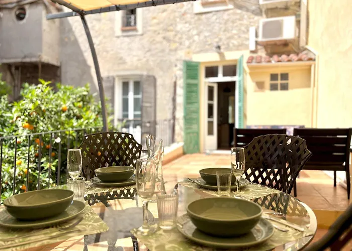 Appartements Climatises - Vieil Antibes