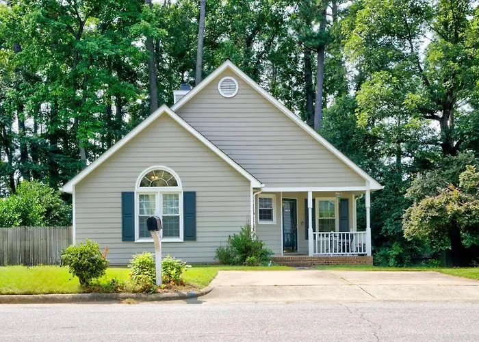 3 Beds, Kids Friendly Ranch,Jaccuzzi Tub,Walk To Food Lion,Restaurant, Keurig , Sleep Noise Machine,,Crib,5G