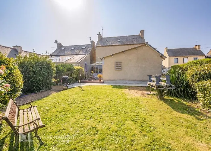 Cosy House With Garden Near City Center